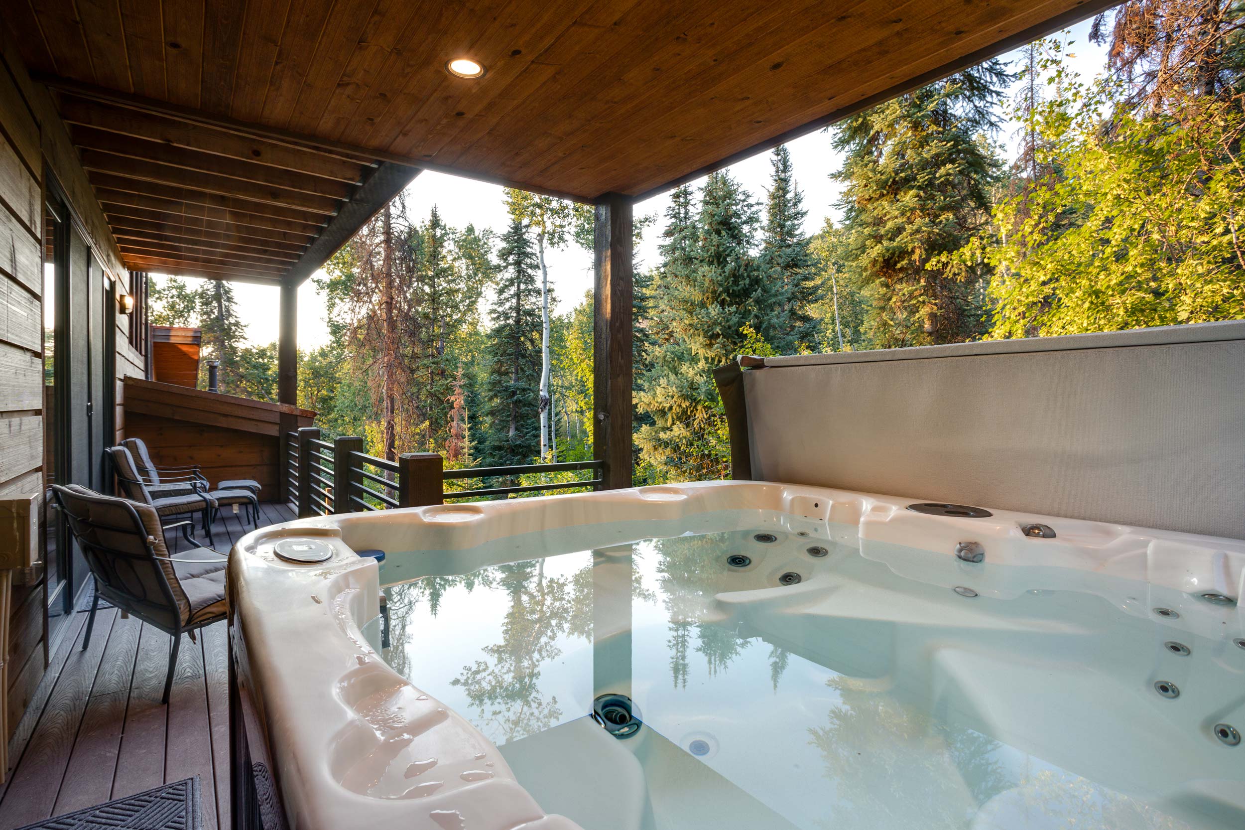 2230_Val_DIsere_Circle_Hot_Tub