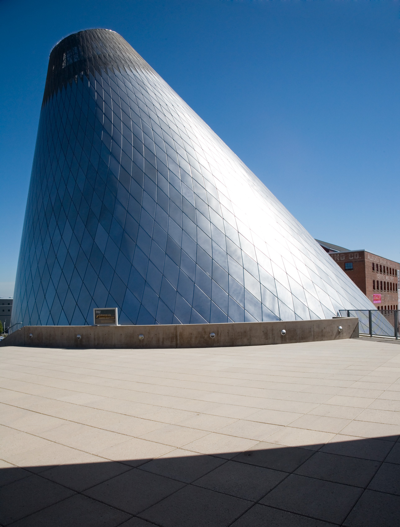 stainless steel–clad cone of the museum of glass in Tacoma